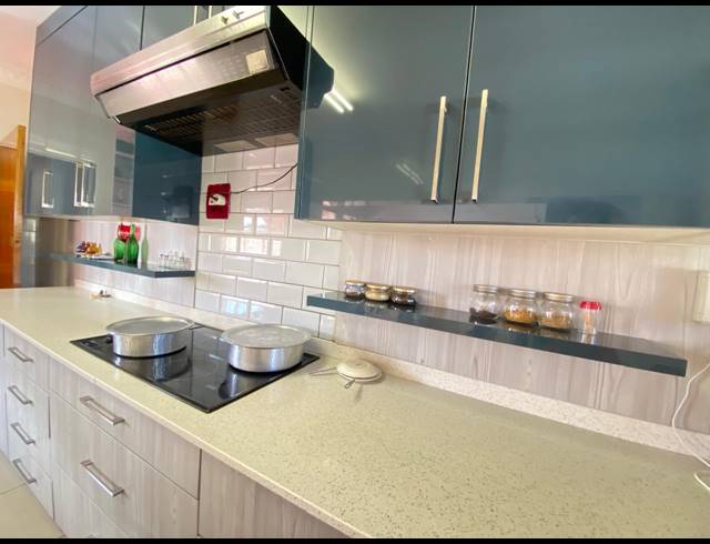 4 BEDROOM HOUSE FOR SALE IN LENNOXTON